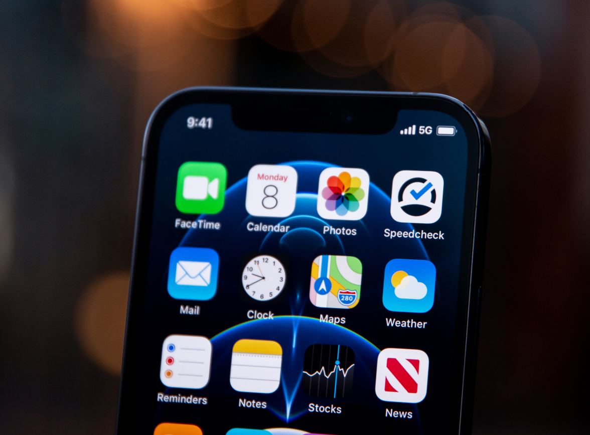 清城苹果手机维修分享为什么 iPhone 12 在冬季会自动关机 